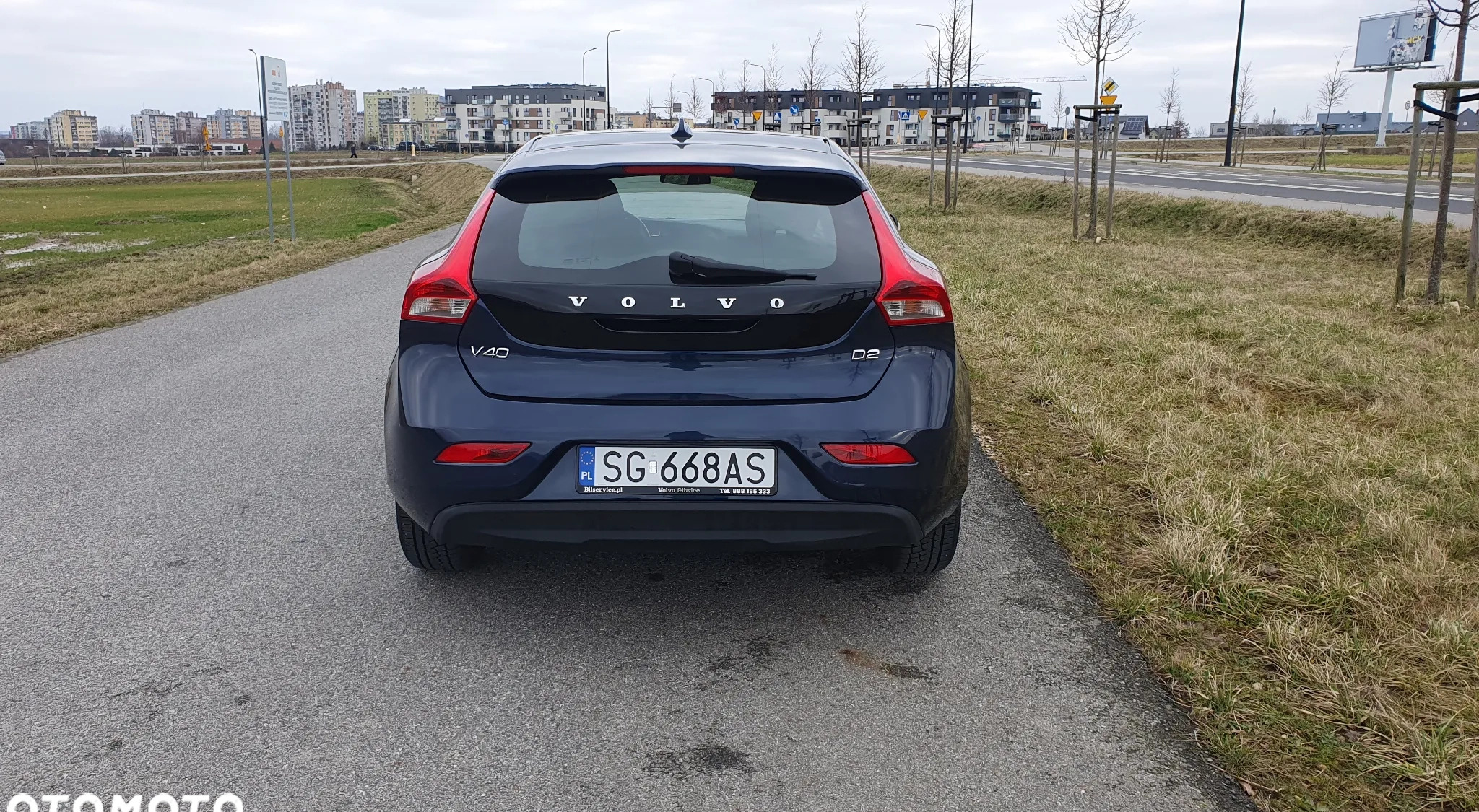 Volvo V40 cena 20000 przebieg: 348315, rok produkcji 2012 z Gliwice małe 326